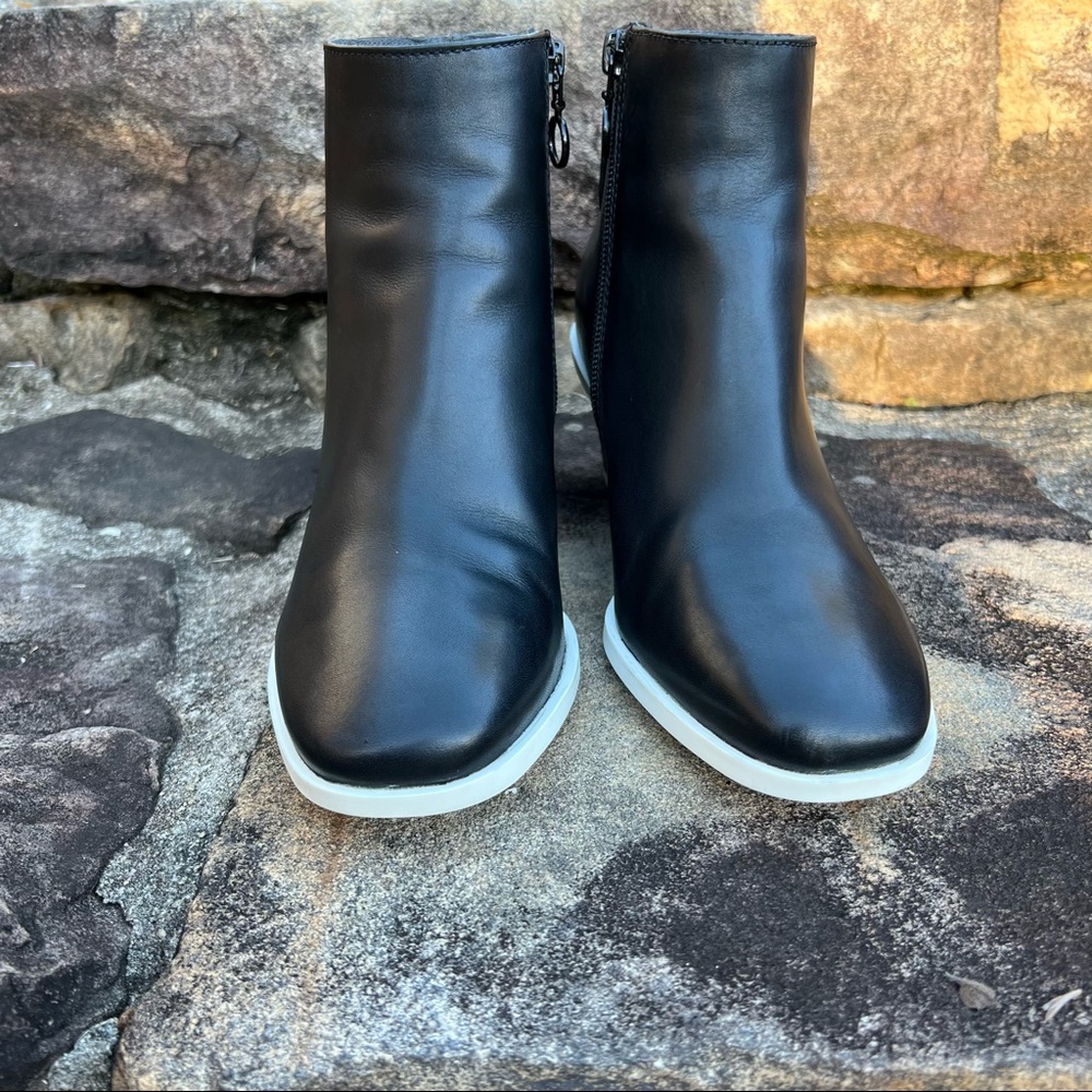 Camper | Women's Ankle Booties | 7